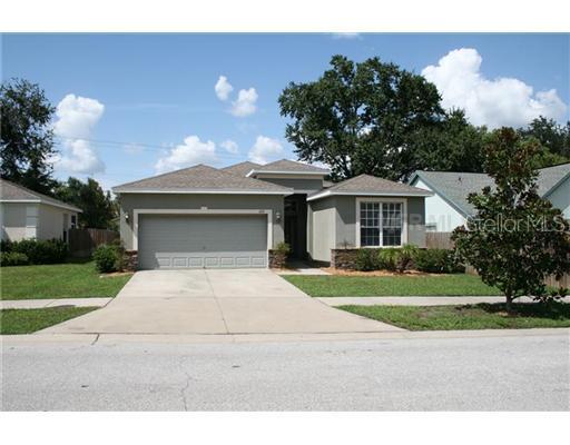 620 Breezeway Ct., Brandon, FL 33511