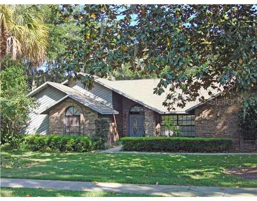 1001 Foxdale Pl., Valrico, FL 33594