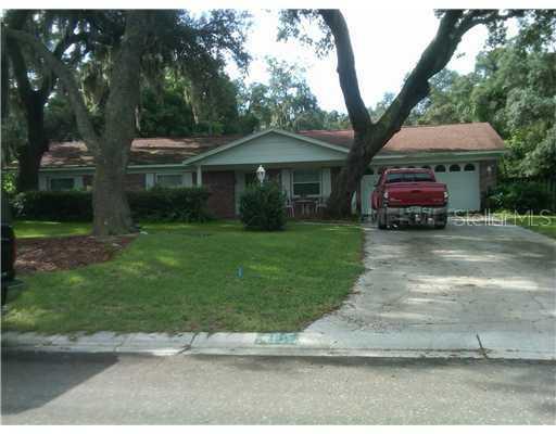 609 Hitching Post Dr., Brandon, FL 33511