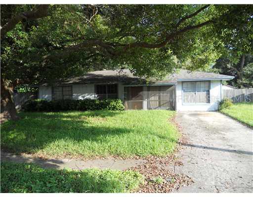 1734 Elise Marie Dr., Seffner, FL 33584