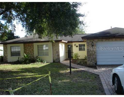 611 Barkfield St., Brandon, FL 33511