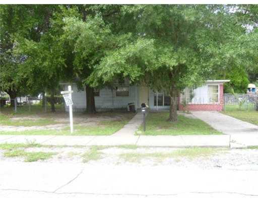 303 Walter Dr., Plant City, FL 33563