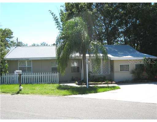 821 7th Street Nw, Largo, FL 33770