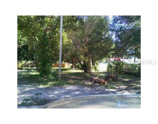 6211 N 49th St., Tampa, FL 33610