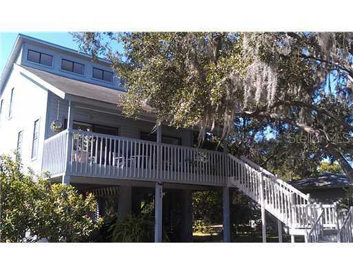 607 10th St., Ruskin, FL 33570