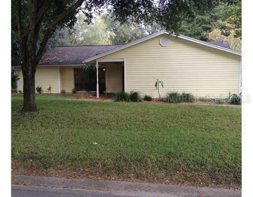 18431 Swan Lake Dr., Lutz, FL 33549