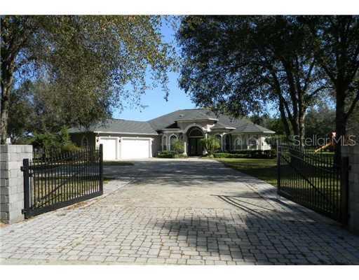 1718 Newberger Rd., Lutz, FL 33549