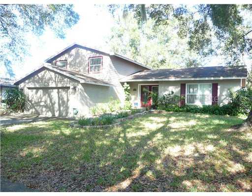 23809 Lake Walk Ct., Lutz, FL 33559