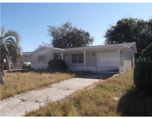 3046 Lloyd Dr., Holiday, FL 34691