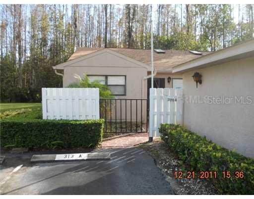 3180 Charter Club Dr. #A, Tarpon Springs, FL 34688