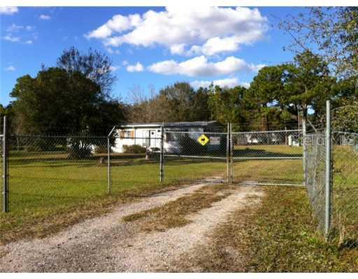 17409 Driftwood Ln., Lutz, FL 33558