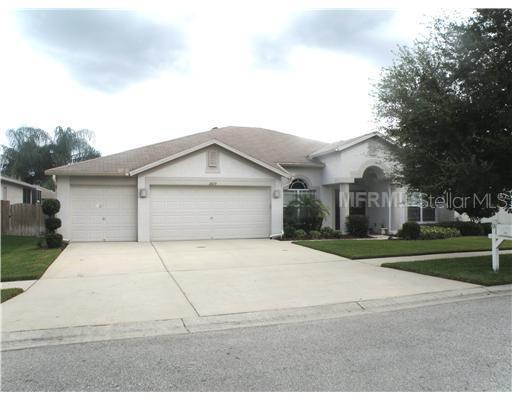 2609 Valencia Grove Dr., Valrico, FL 33596