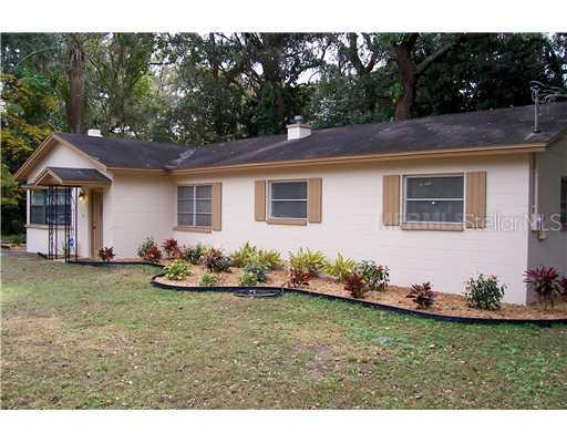 400 Marjory Dr., Valrico, FL 33594
