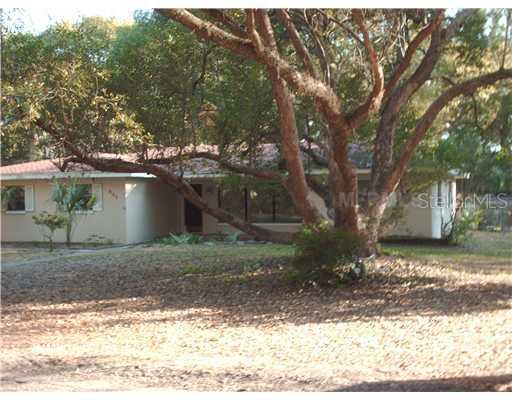 803 Chapman Rd., Lutz, FL 33549