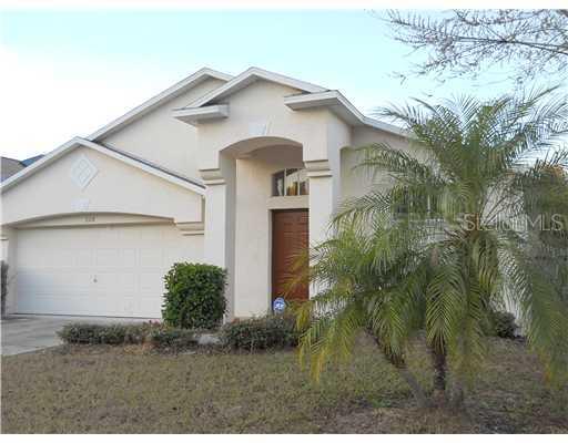 208 Chardonnay Pl., Valrico, FL 33594