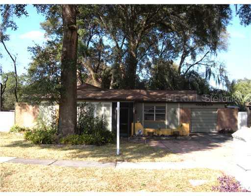 501 Innergary Pl., Valrico, FL 33594