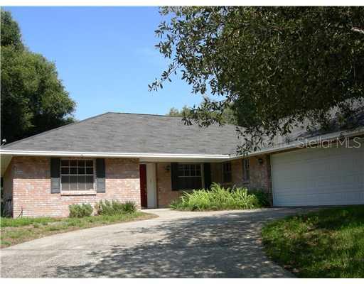 2214 Krista Ln., Brandon, FL 33511