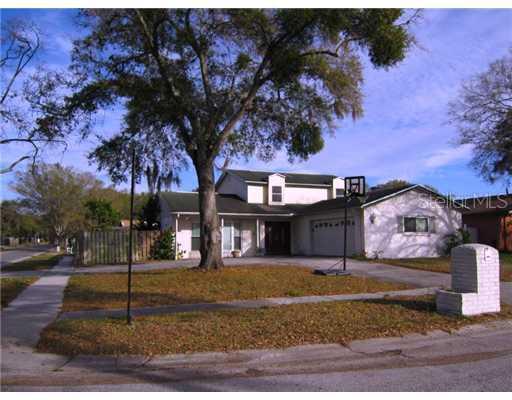 7402 Oakvista Cir., Tampa, FL 33634