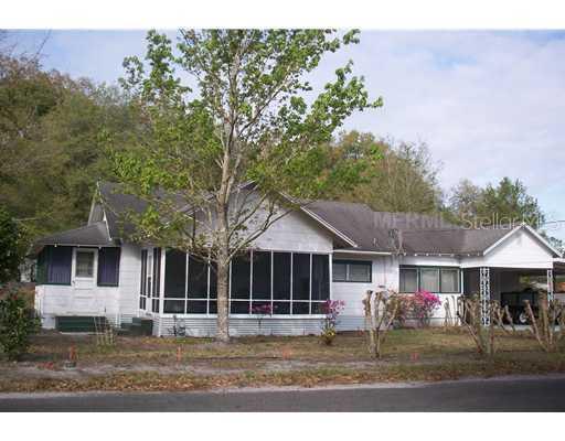 1318 E Tomlin St., Plant City, FL 33563