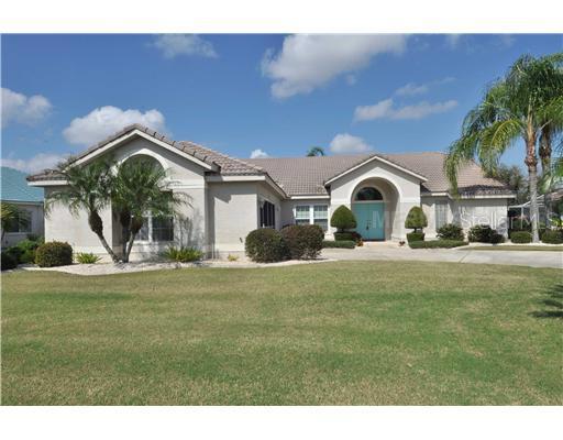 2307 Platinum Dr., Sun City Center, FL 33573