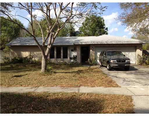 606 Hickory Lake Dr., Brandon, FL 33511