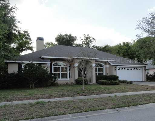 1504 Heritage Dr., Valrico, FL 33594
