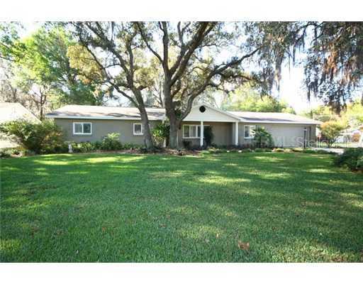 117 W Anglewood Dr., Brandon, FL 33511