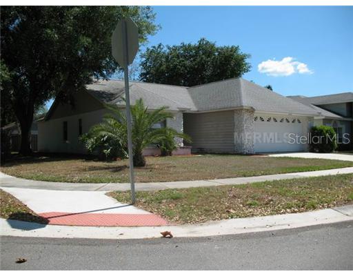 2002 Thornbush Pl., Brandon, FL 33511