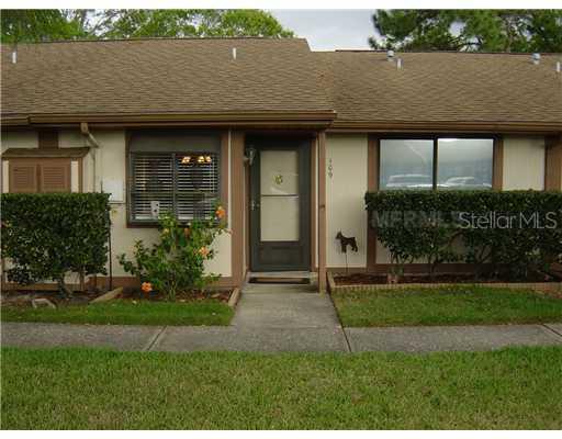 109 Edgewood Ct., Oldsmar, FL 34677