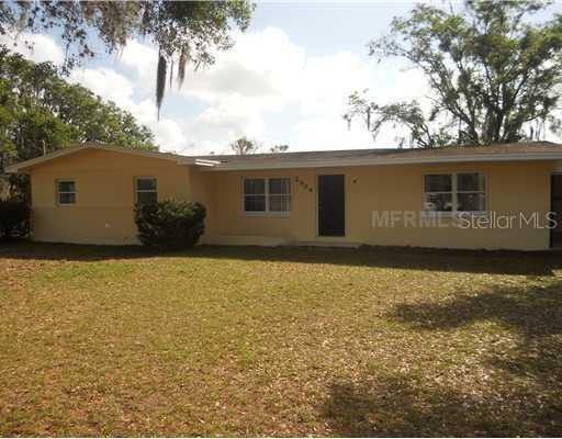 2904 Lewis Rd., Dover, FL 33527