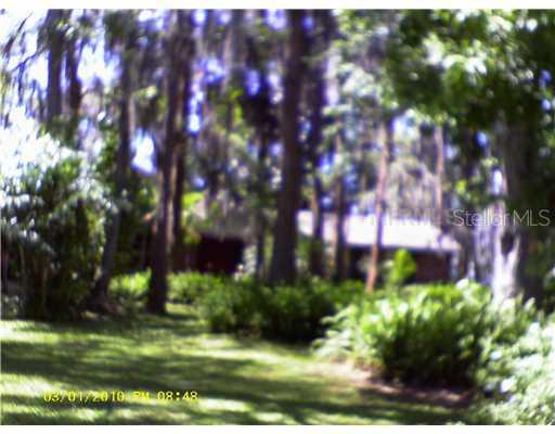 20016 Lake Holly Dr., Lutz, FL 33558
