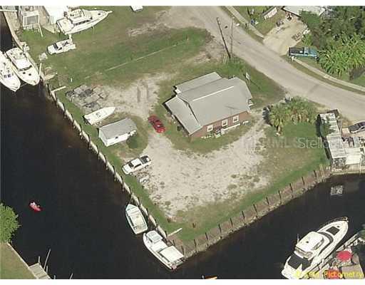 515 Island Dr., Tarpon Springs, FL 34689