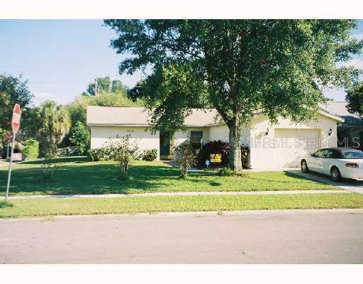 925 Axlewood Cir., Brandon, FL 33511