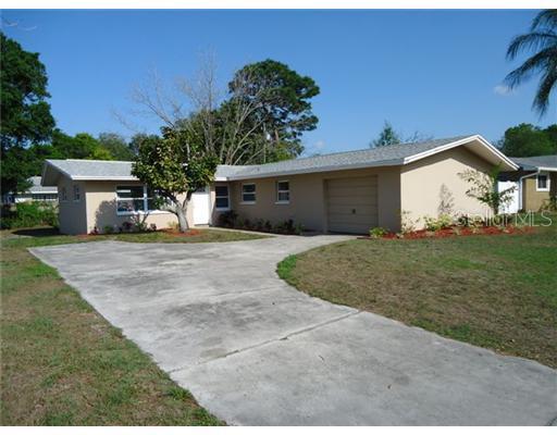 1141 Phyllis Ave., Largo, FL 33771