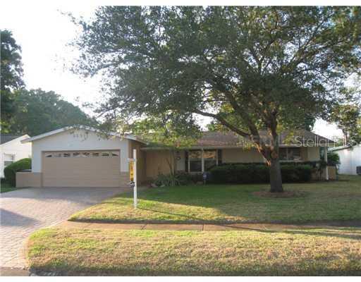 2231 Deville Dr., Largo, FL 33771