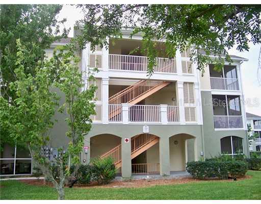 9314 Crescent Loop Cir. #106, Tampa, FL 33619