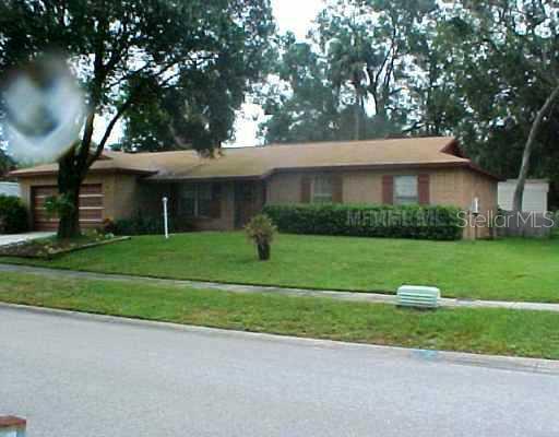 919 Shangri La Dr., Seffner, FL 33584