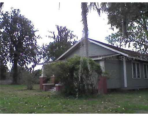 425 E Knights Griffin Rd., Plant City, FL 33565