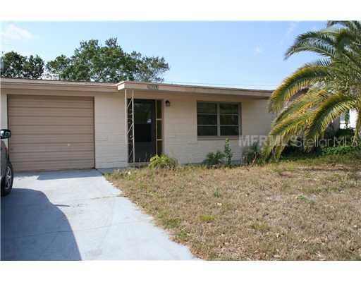 5004 Phoenix Ave., Holiday, FL 34690