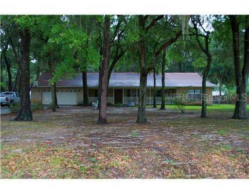 8430 Southwood Oaks St., Lithia, FL 33547