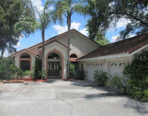 1302 Valrico Lake Rd., Valrico, FL 33594