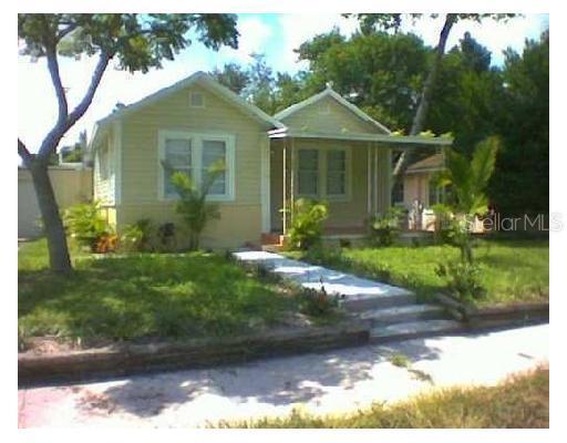 2016 Plaza Delores Ct., Clearwater, FL 33755