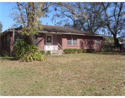 3230 Nichols Rd., Lithia, FL 33547