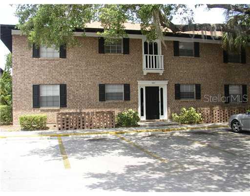 7006 Sierra Madre Pl. #102, Tampa, FL 33617