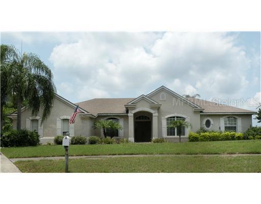 302 Lake Nell Ct., Lutz, FL 33549