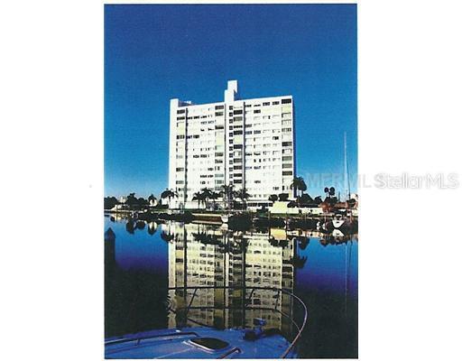 31 Island Way #1105, Clearwater, FL 33767