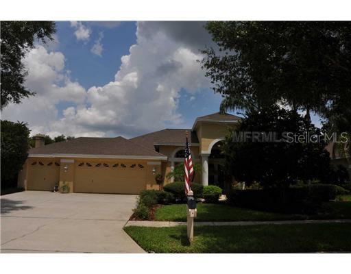5210 Laurel Pointe Dr., Valrico, FL 33596