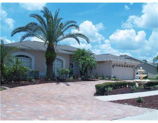 1137 Fox Chapel Dr., Lutz, FL 33549