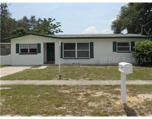 121 Melanie Ln., Brandon, FL 33510