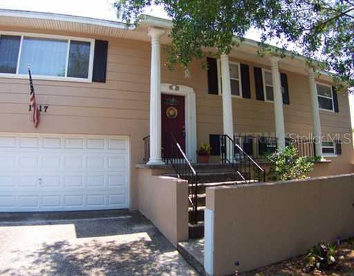 1917 Derbywood Dr., Brandon, FL 33510